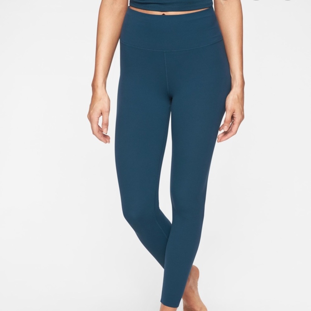 EUC Athleta High Rise Salutation Tight